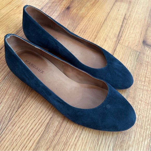 Margaux The Classic Midnight Blue Suede Round Toe Ballet Flat Size 38 - Picture 12 of 16